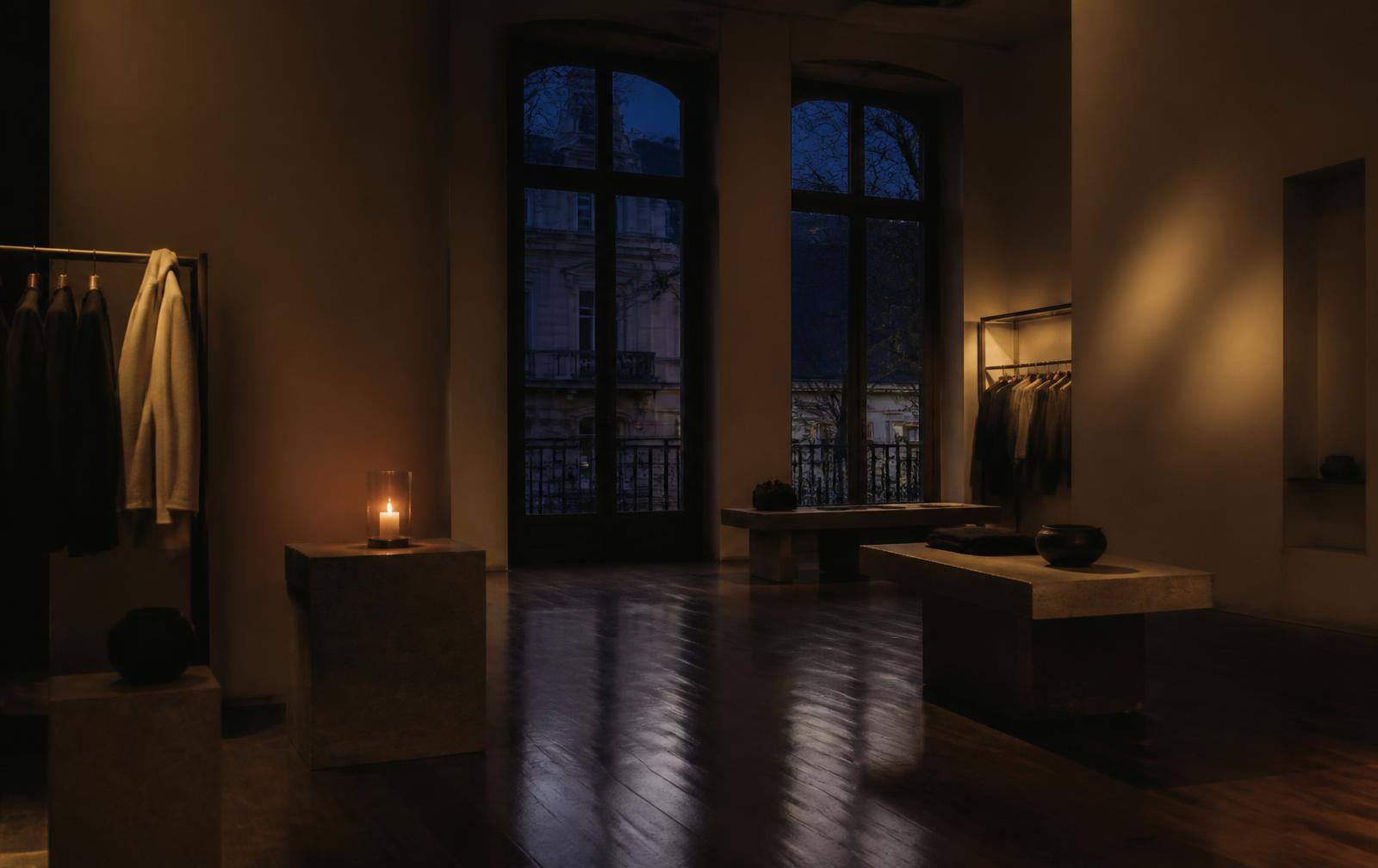 A Brussels showroom at dusk
